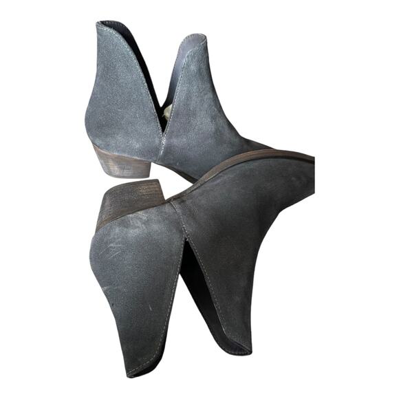 Free People Charm Double-V Suede Pull On Ankle Boots in Navy size 36.5 (6) - Picture 16 of 16